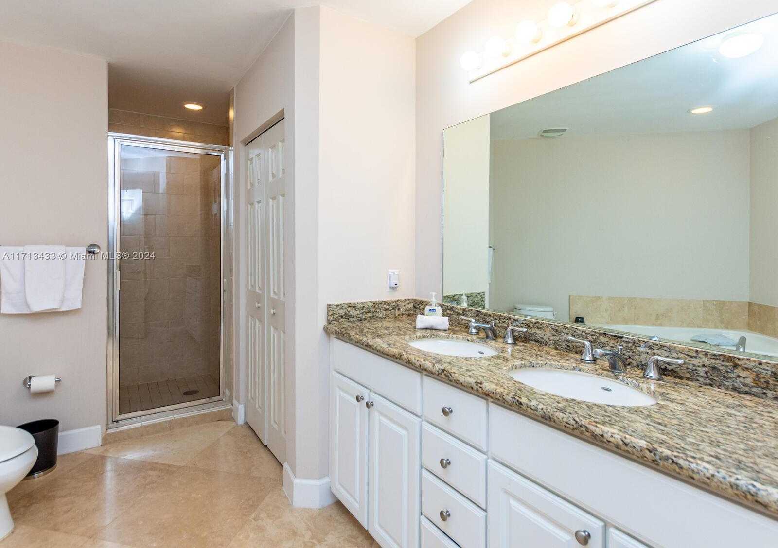 Small Image of 3001 NORTH EAST 185TH ST #517, Aventura Number 30