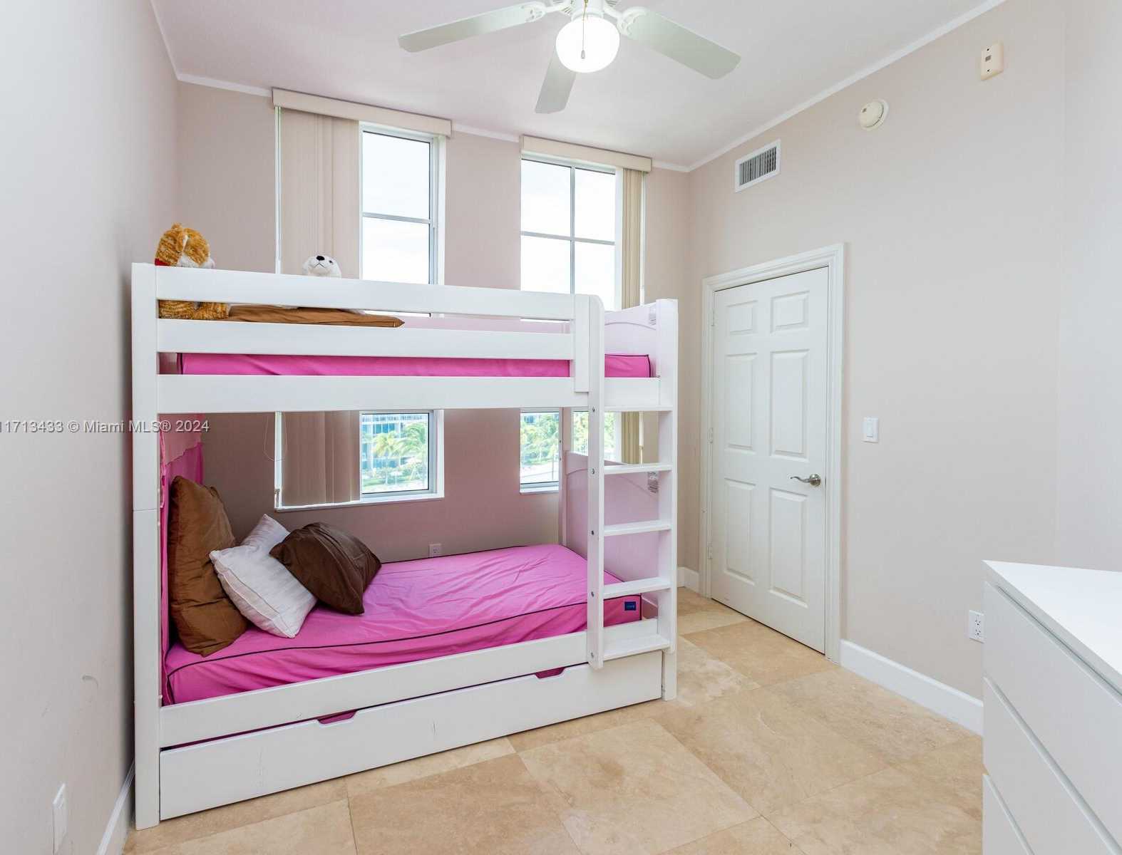 Small Image of 3001 NORTH EAST 185TH ST #517, Aventura Number 31