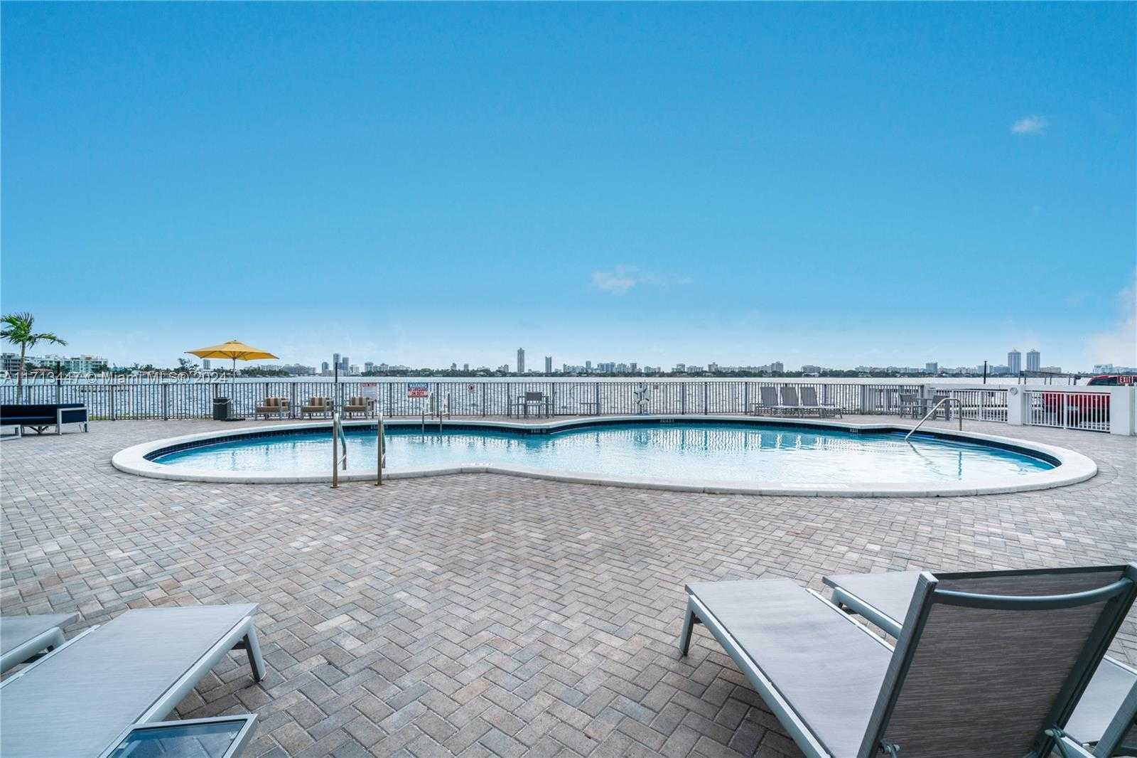 Small Image of 7501 EAST TREASURE DR #1K, North Bay Village Number 25