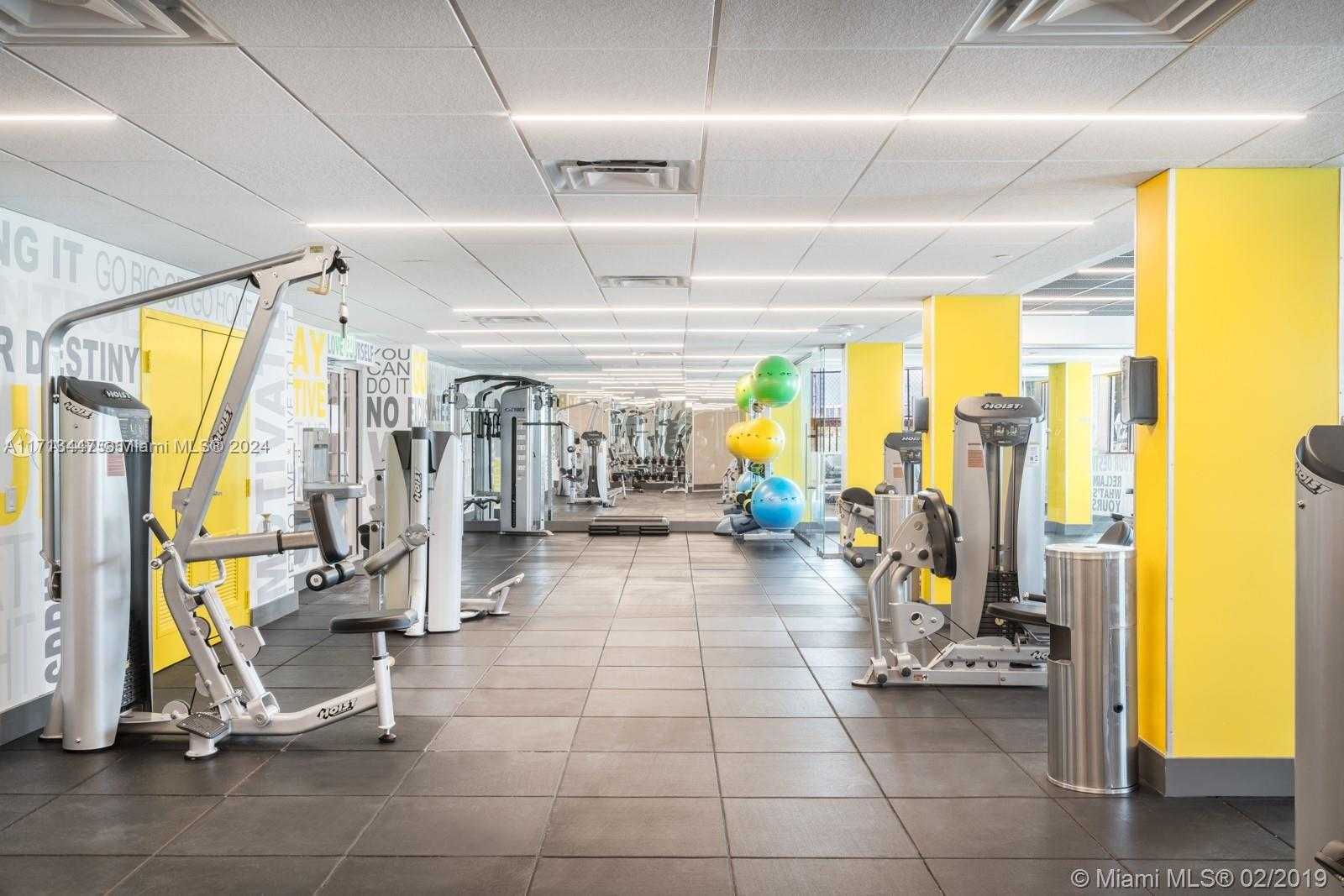 Small Image of 7501 EAST TREASURE DR #1K, North Bay Village Number 35
