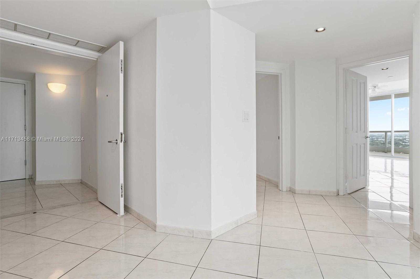 Small Image of 2127 BRICKELL AVE #2804, Miami Number 11
