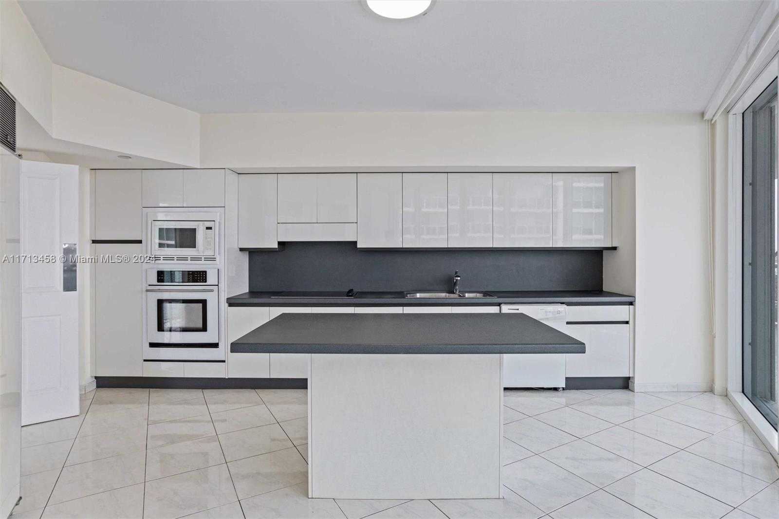 Small Image of 2127 BRICKELL AVE #2804, Miami Number 14