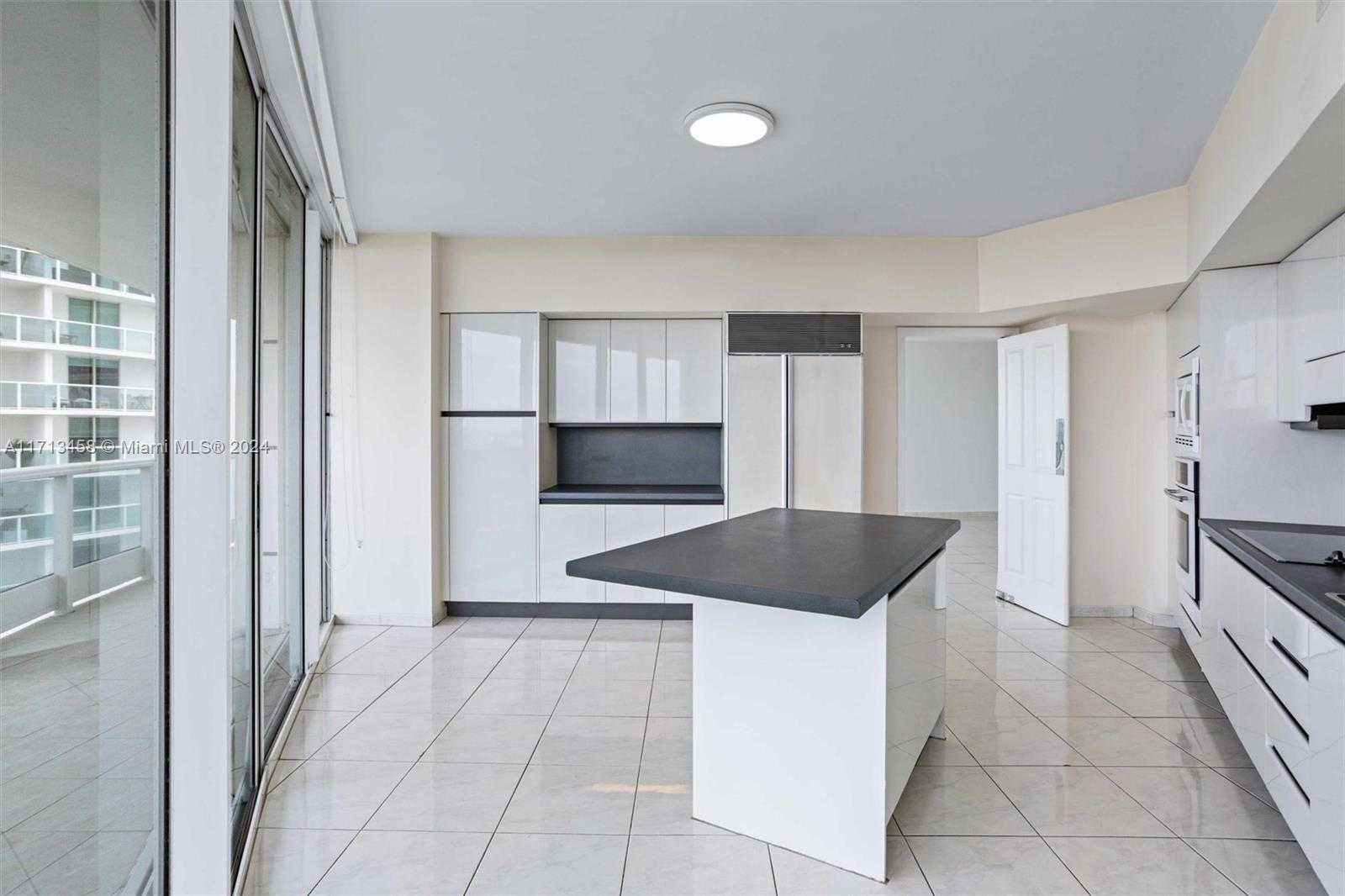 Small Image of 2127 BRICKELL AVE #2804, Miami Number 15