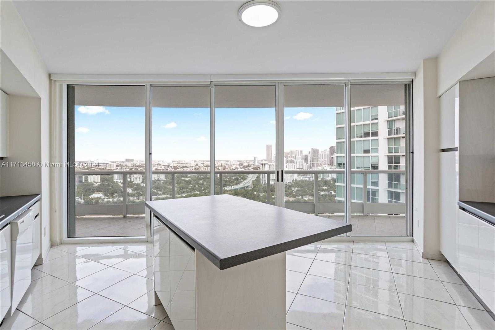 Small Image of 2127 BRICKELL AVE #2804, Miami Number 16