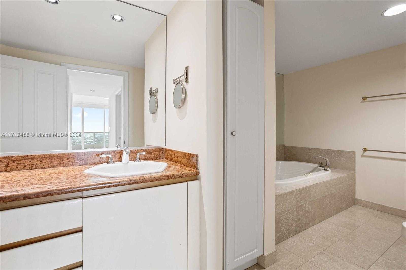 Small Image of 2127 BRICKELL AVE #2804, Miami Number 25