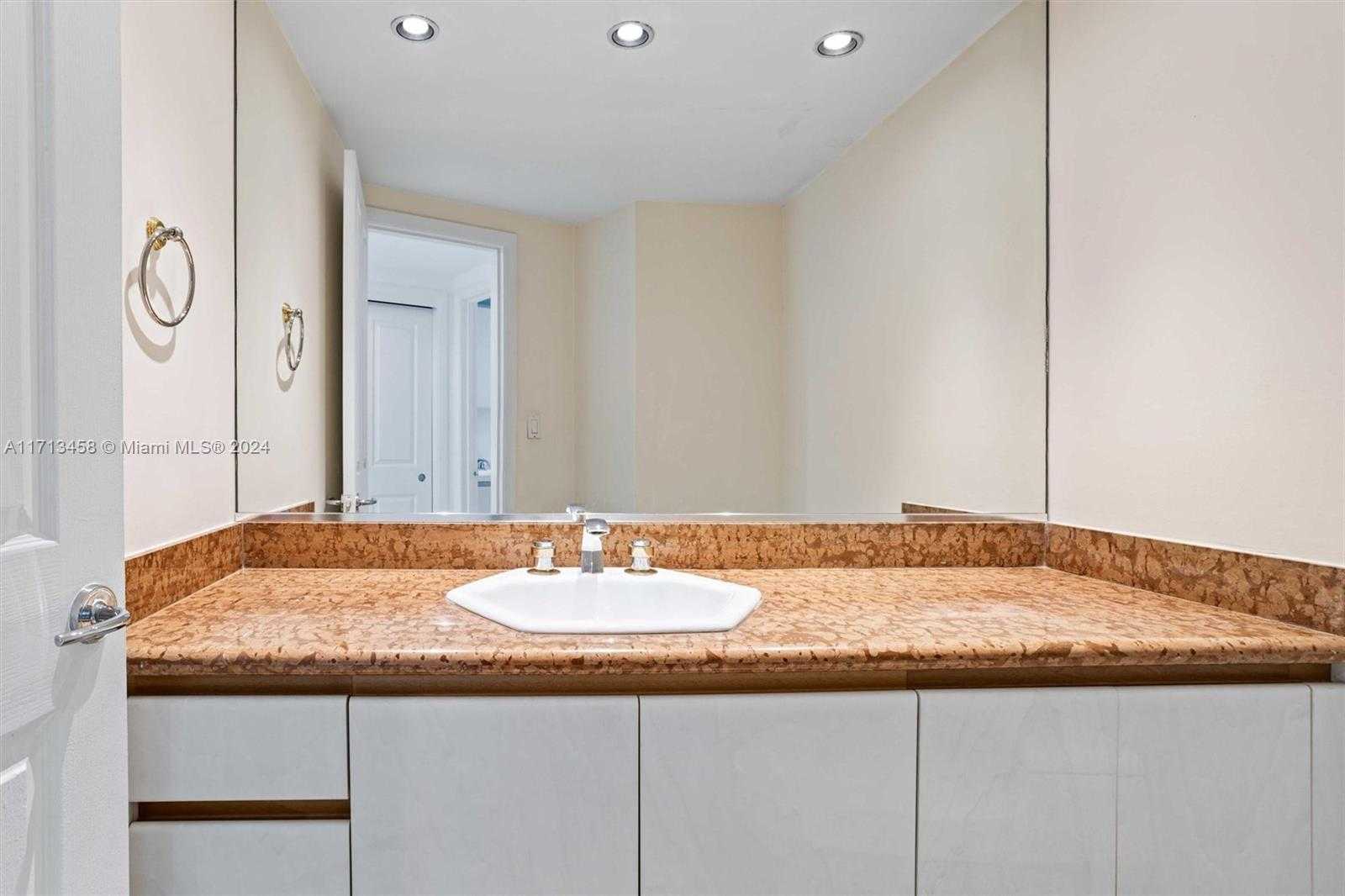 Small Image of 2127 BRICKELL AVE #2804, Miami Number 36
