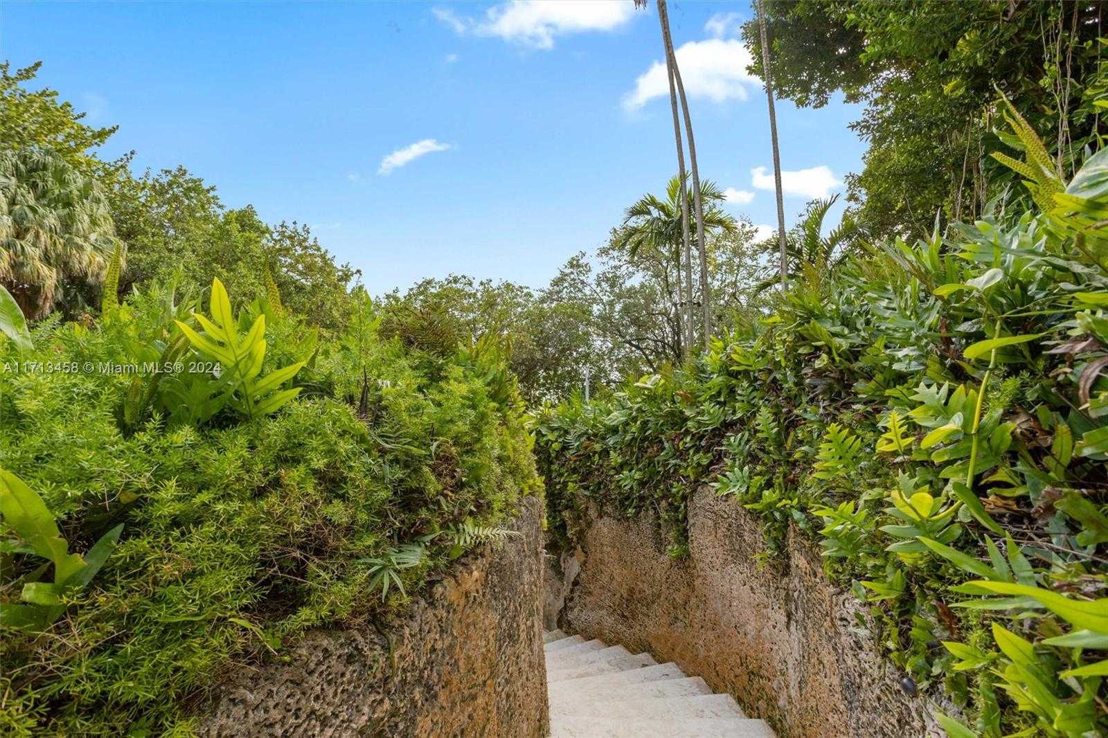 Small Image of 2127 BRICKELL AVE #2804, Miami Number 51