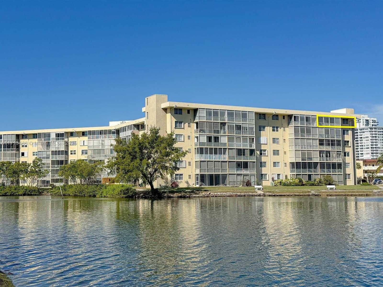 Small Image of 2930 POINT EAST DR #E601, Aventura Number 31