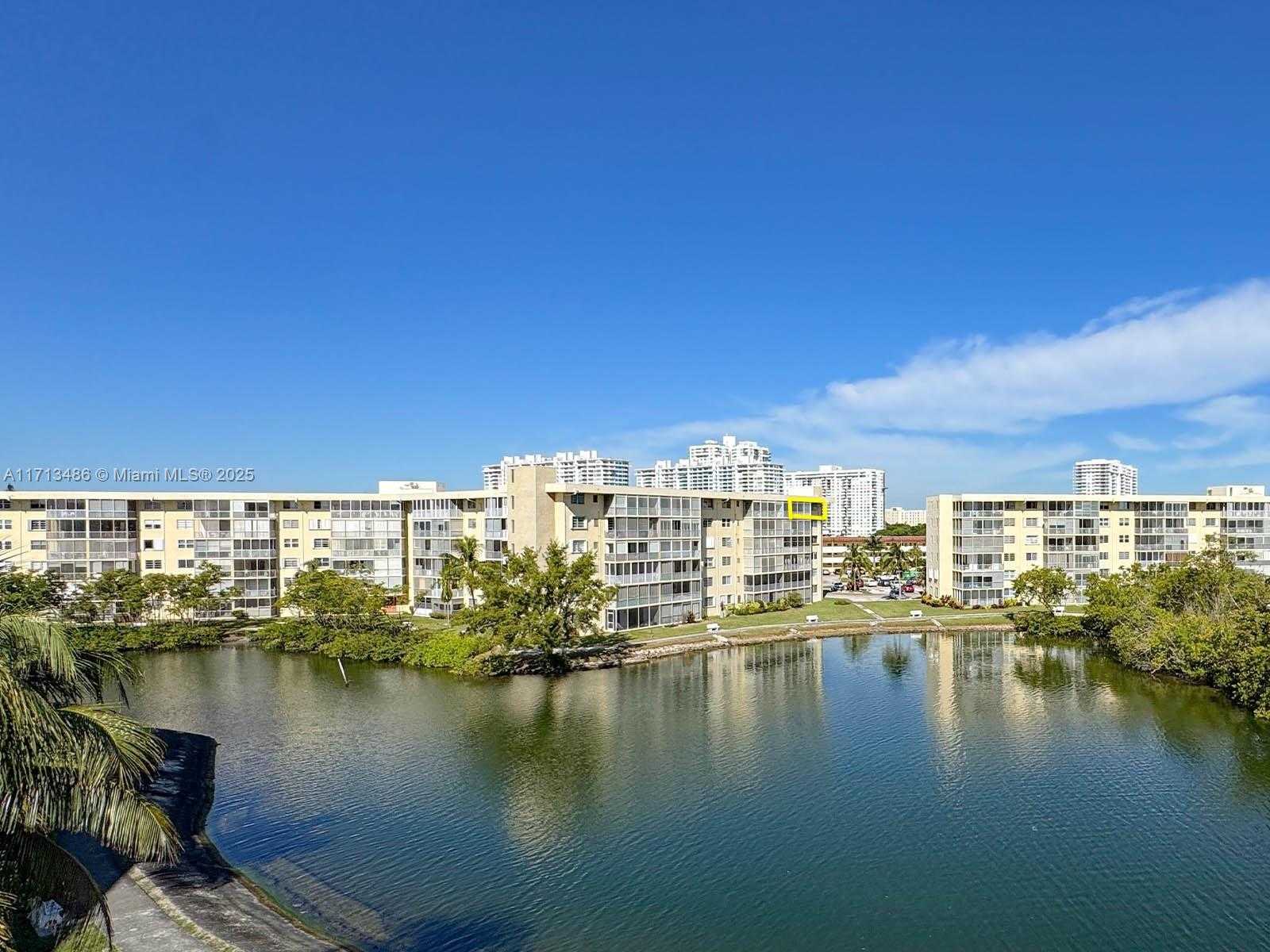 Small Image of 2930 POINT EAST DR #E601, Aventura Number 32