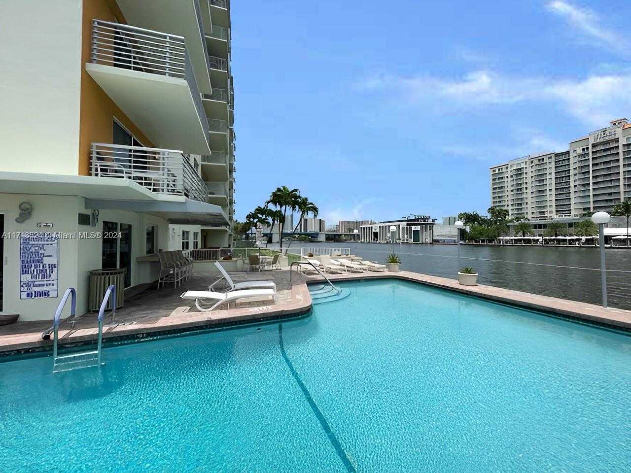 Small Image of 2900 NORTH EAST 30TH ST #G5, Fort Lauderdale Number 16
