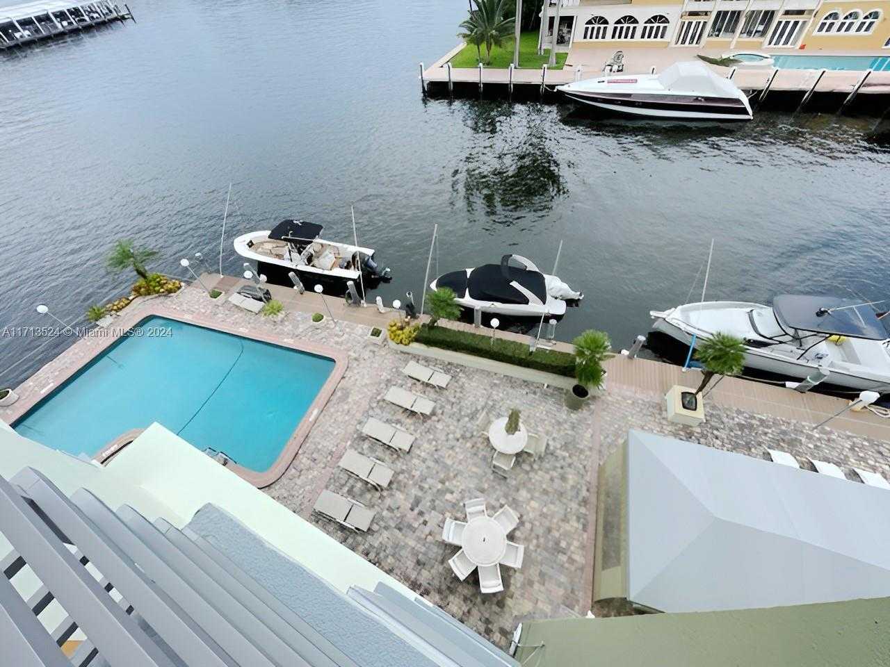 Small Image of 2900 NORTH EAST 30TH ST #G5, Fort Lauderdale Number 19