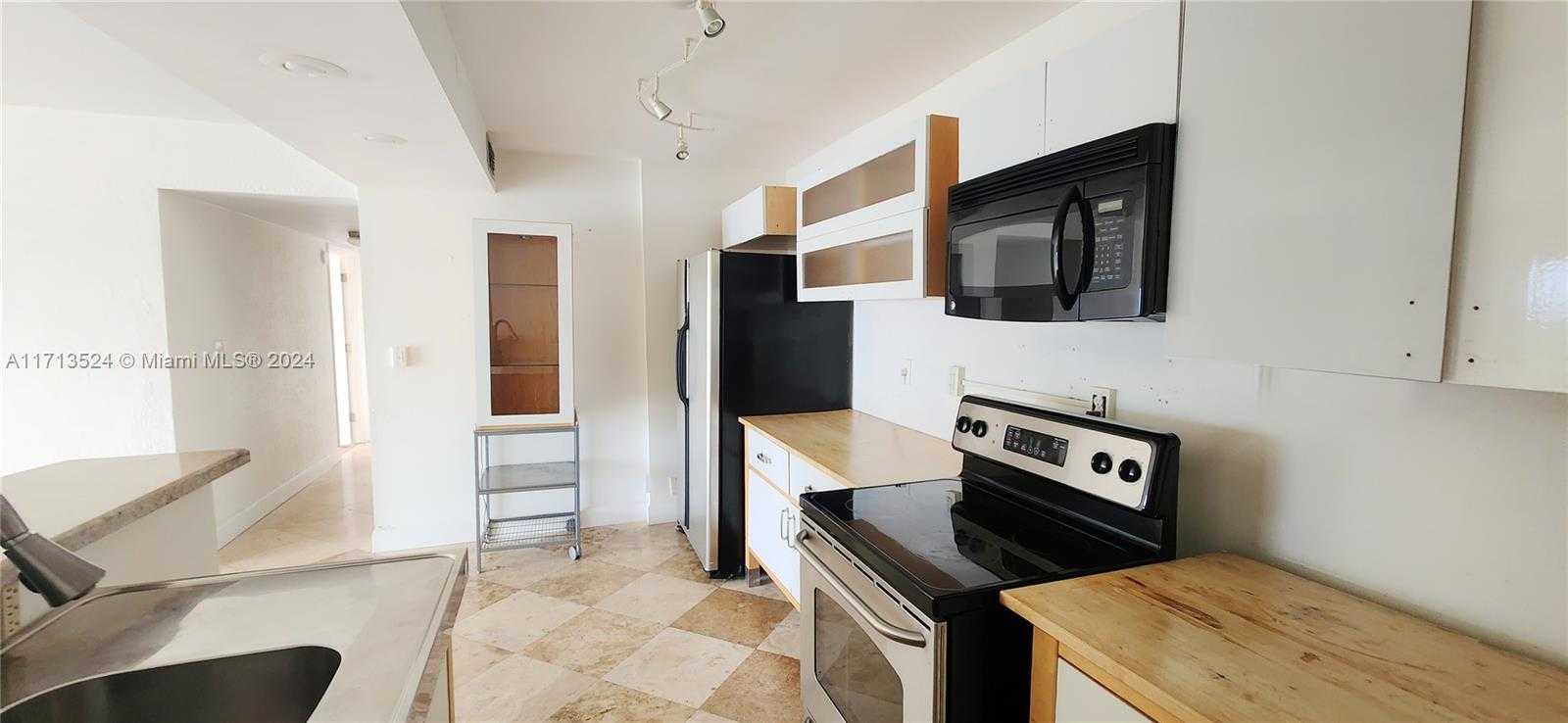 Small Image of 2900 NORTH EAST 30TH ST #G5, Fort Lauderdale Number 5