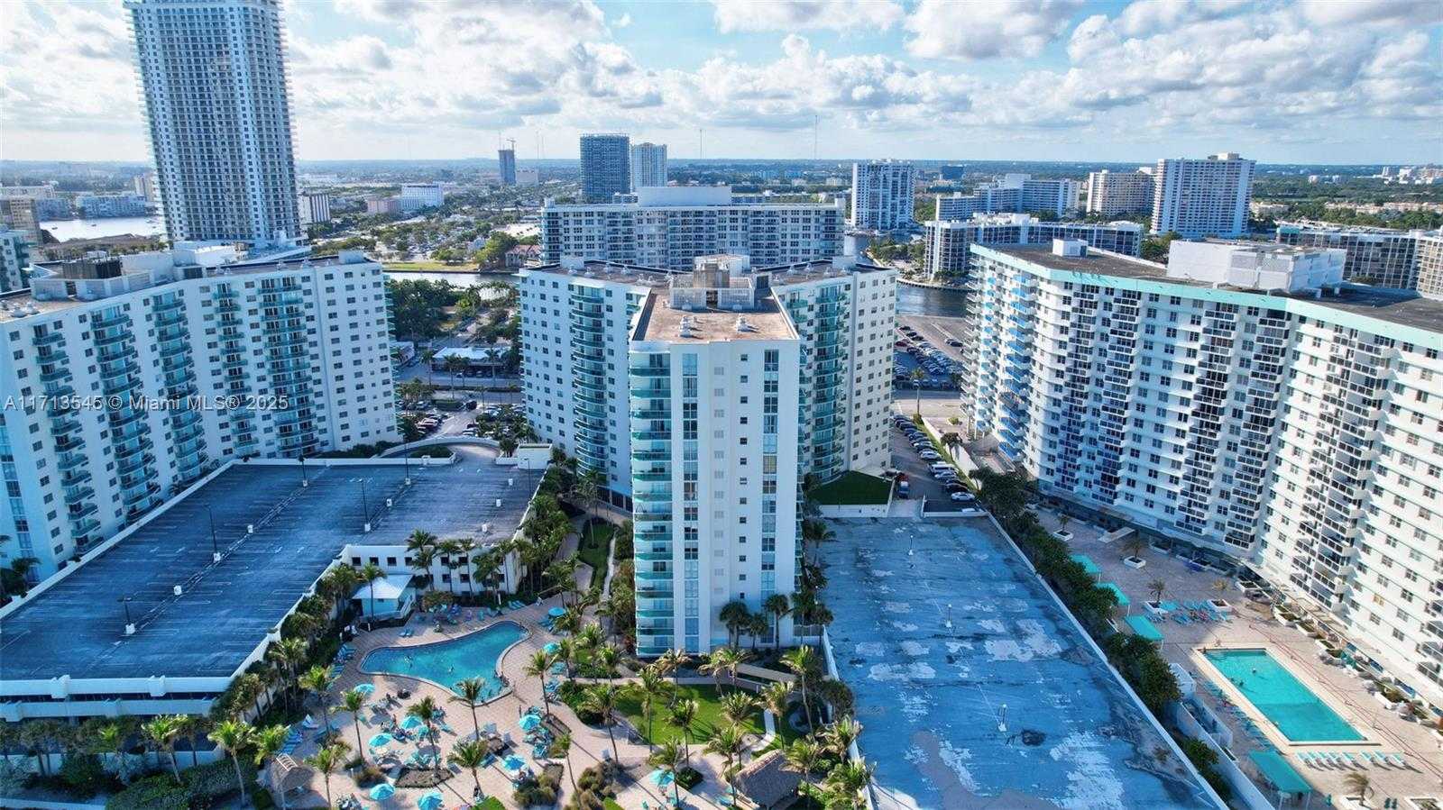 Small Image of 3801 SOUTH OCEAN DR #6Z, Hollywood Number 35