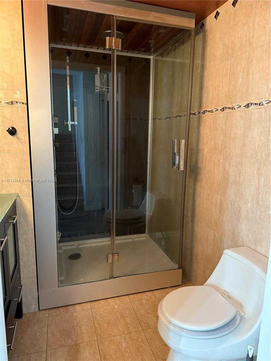 Small Image of 406 POINCIANA DR #1725, Sunny Isles Beach Number 14
