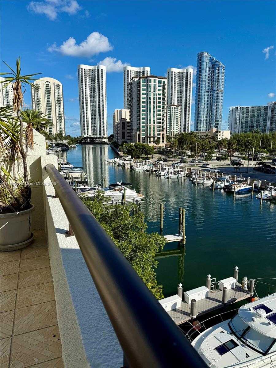 Small Image of 406 POINCIANA DR #1725, Sunny Isles Beach Number 26