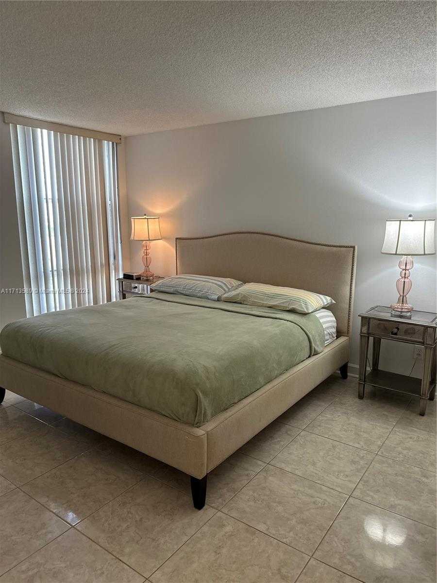 Small Image of 210 172ND ST #523, Sunny Isles Beach Number 12