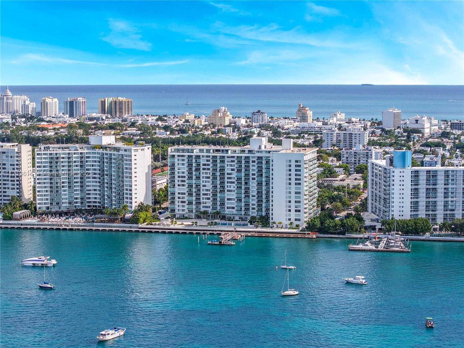 Small Image of 1000 WEST AVE #104, Miami Beach Number 25