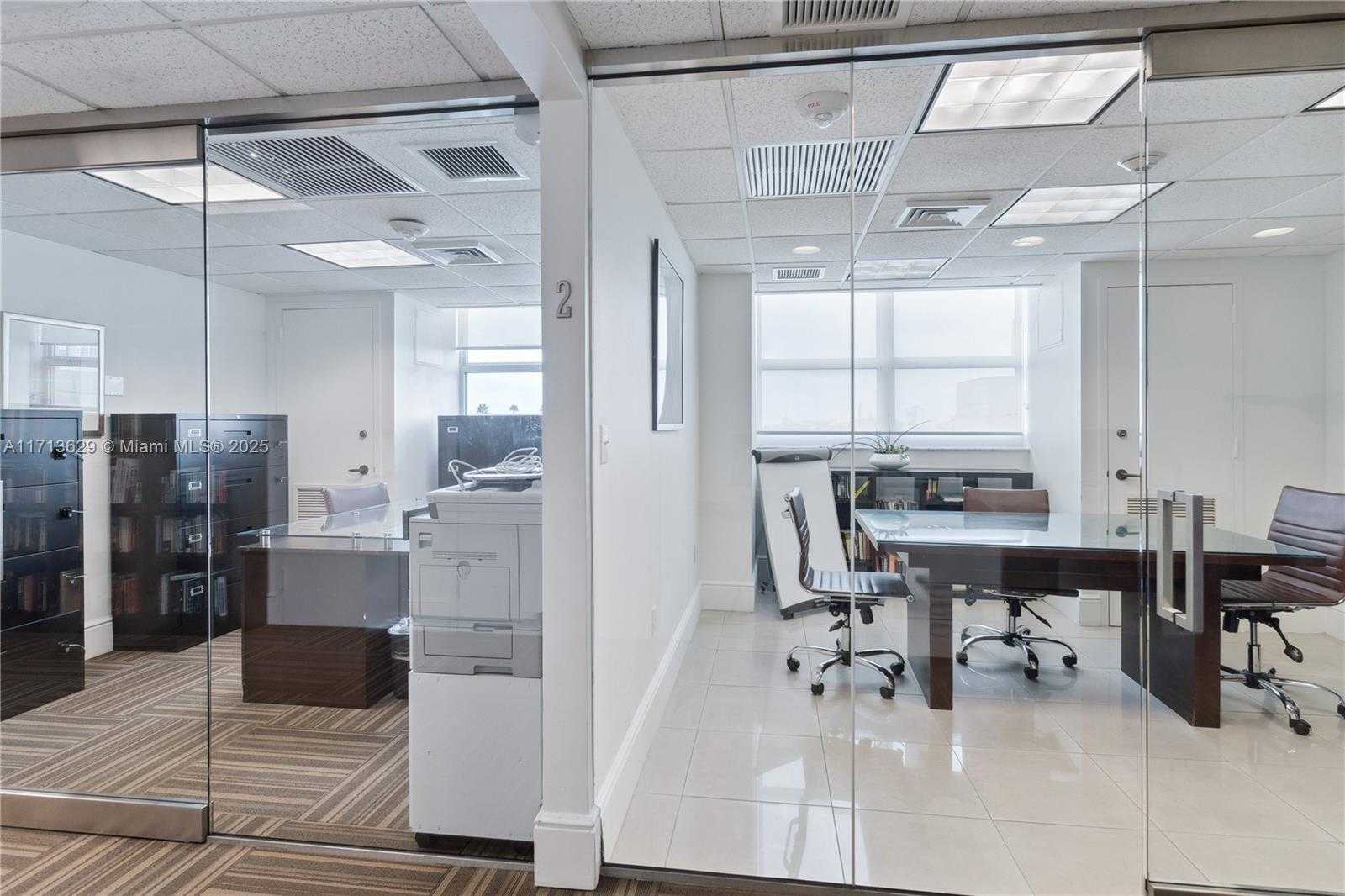Small Image of 650 WEST AVE #2412, Miami Beach Number 34