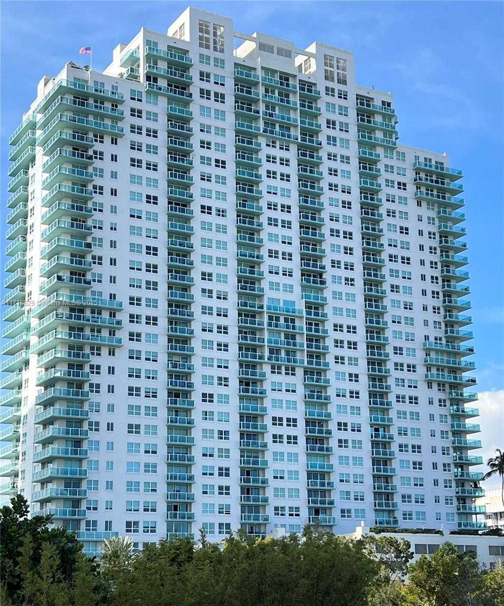 Small Image of 650 WEST AVE #2412, Miami Beach Number 4