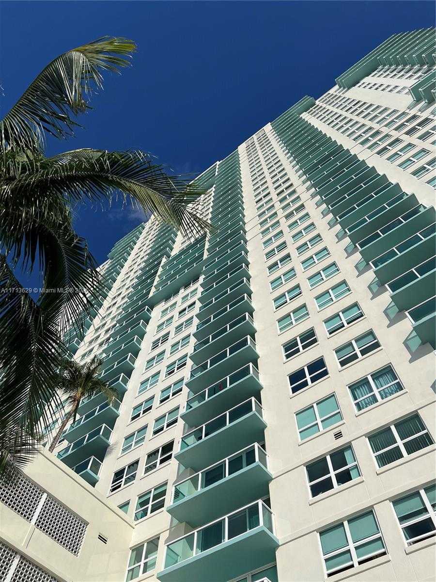 Small Image of 650 WEST AVE #2412, Miami Beach Number 40