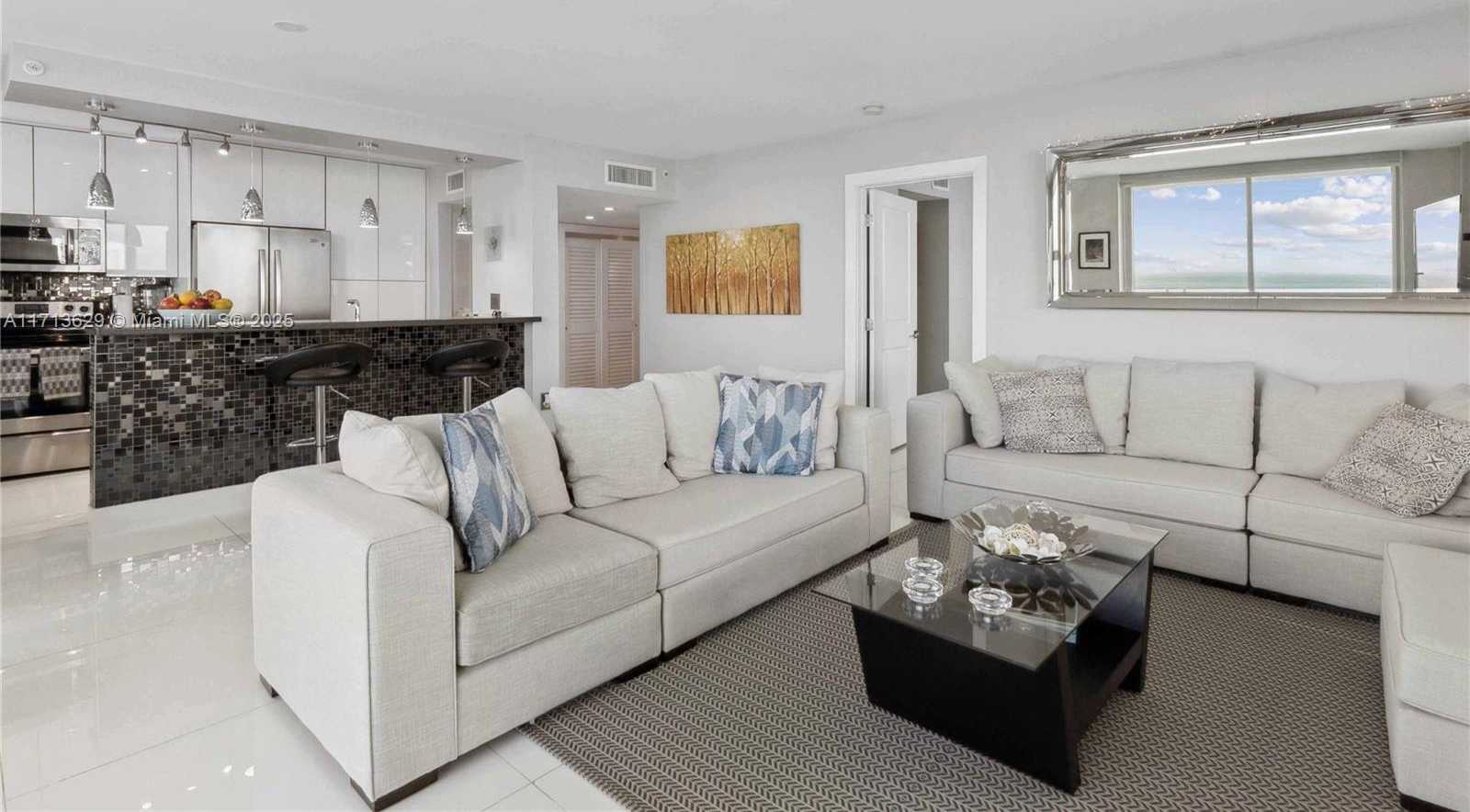 Small Image of 650 WEST AVE #2412, Miami Beach Number 8