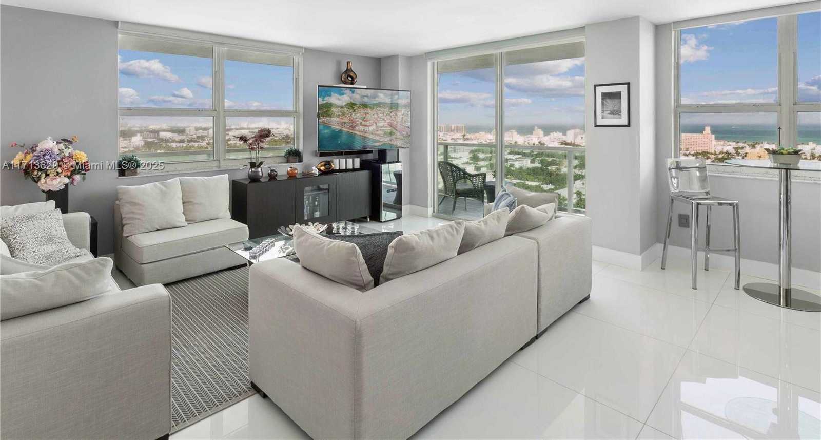 Small Image of 650 WEST AVE #2412, Miami Beach Number 9