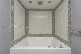 Small Image of 200 BISCAYNE BOULEVARD WAY #3411, Miami Number 18