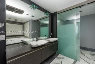 Small Image of 200 BISCAYNE BOULEVARD WAY #3411, Miami Number 20