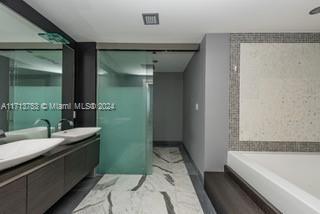Small Image of 200 BISCAYNE BOULEVARD WAY #3411, Miami Number 21
