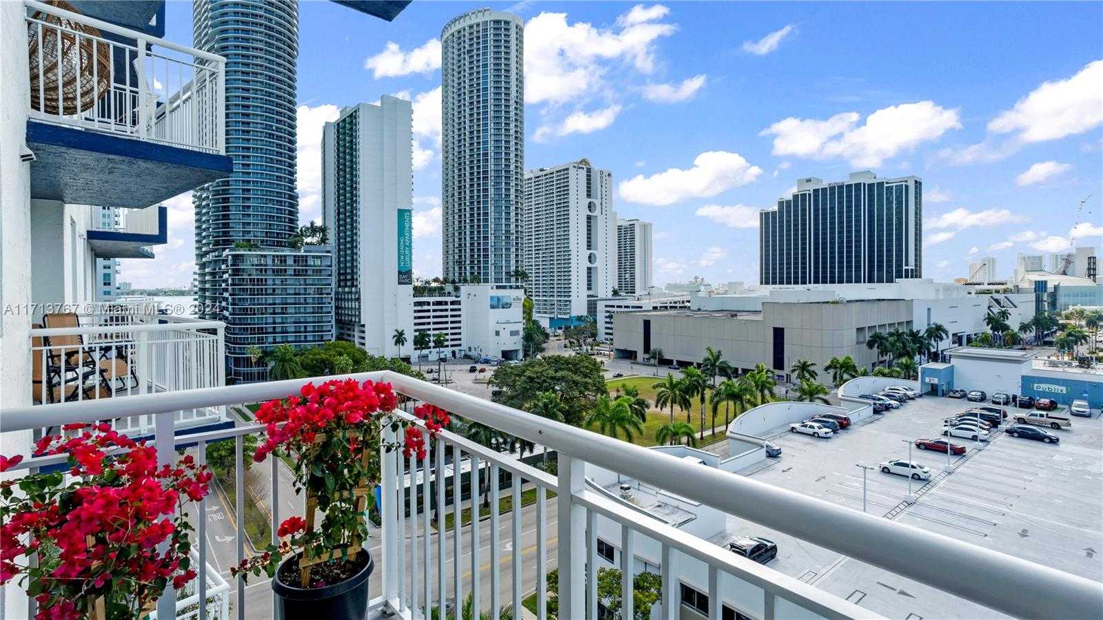Small Image of 275 NE 18th St, Miami, FL 33132, USA Number 32