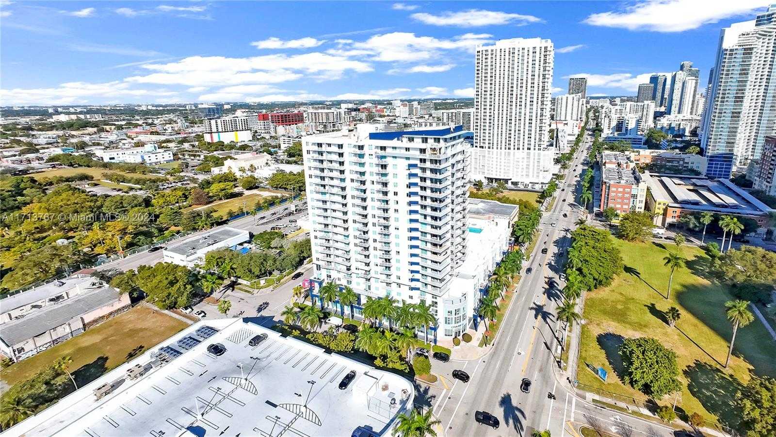 Small Image of 275 NE 18th St, Miami, FL 33132, USA Number 42