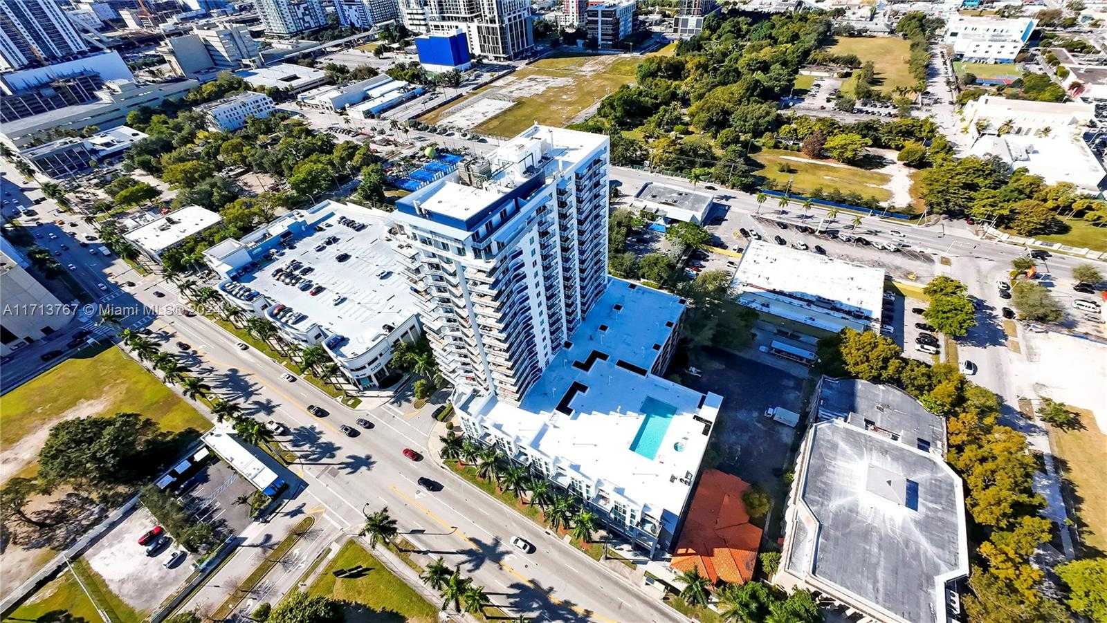 Small Image of 275 NE 18th St, Miami, FL 33132, USA Number 45