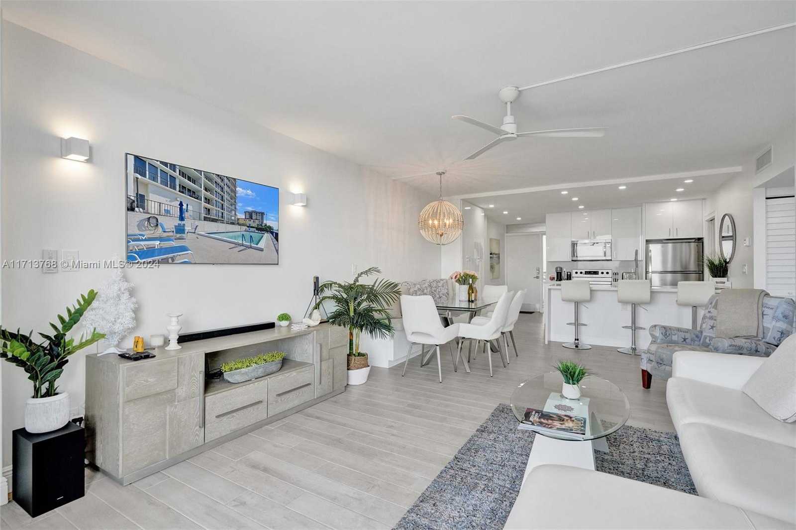 Small Image of 521 NORTH RIVERSIDE DR #705, Pompano Beach Number 27