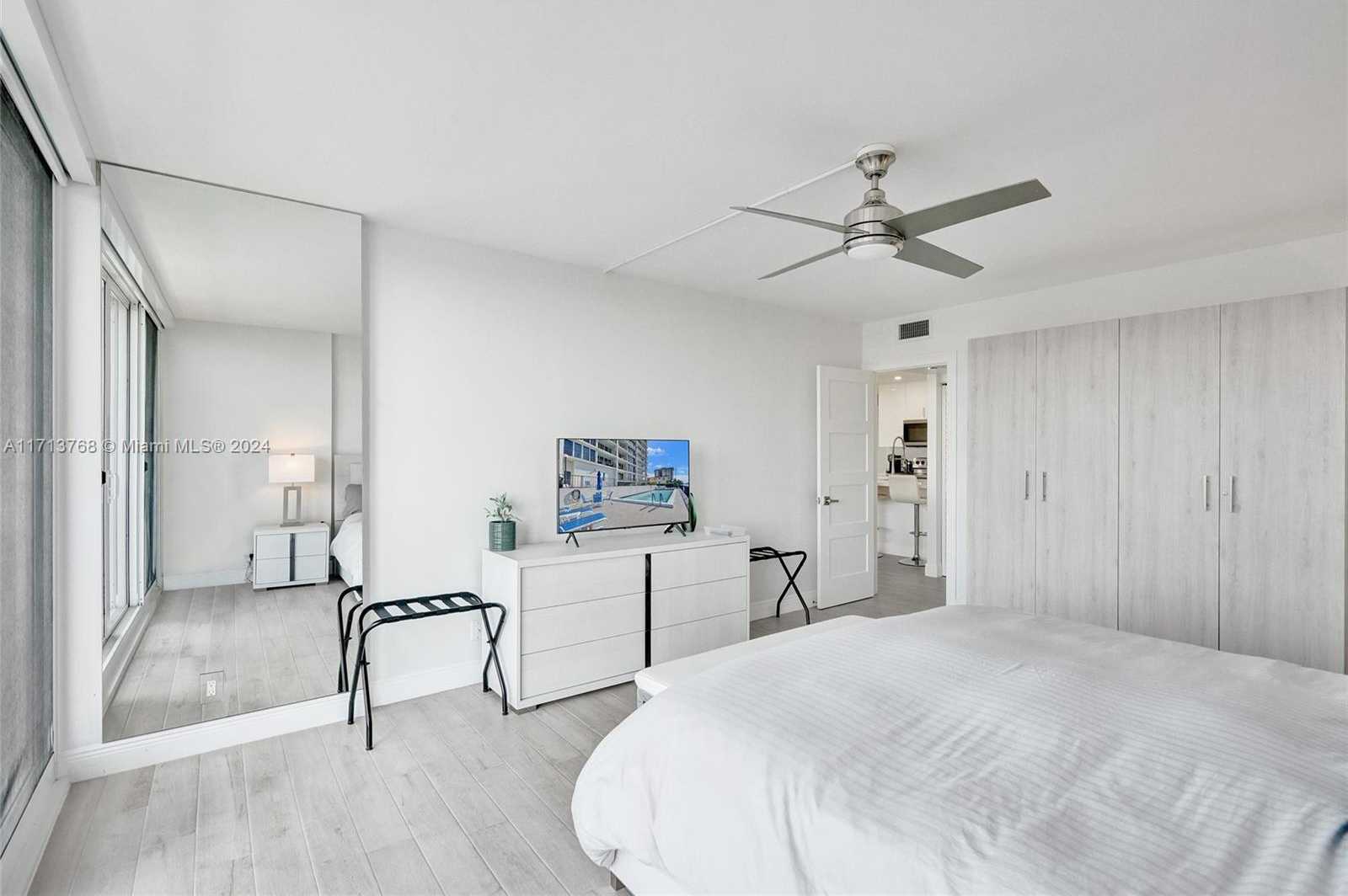 Small Image of 521 NORTH RIVERSIDE DR #705, Pompano Beach Number 38