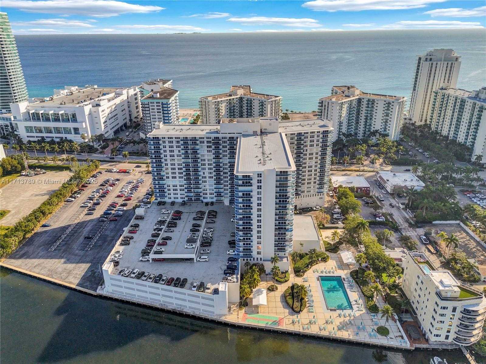Small Image of 3800 SOUTH OCEAN DR #1806, Hollywood Number 17