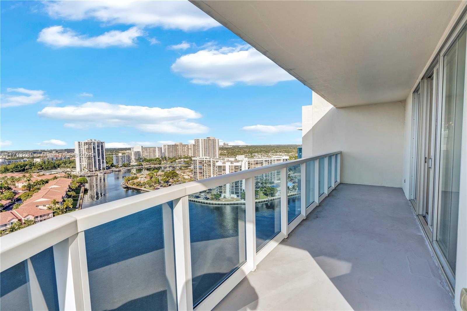 Small Image of 3800 SOUTH OCEAN DR #1806, Hollywood Number 2