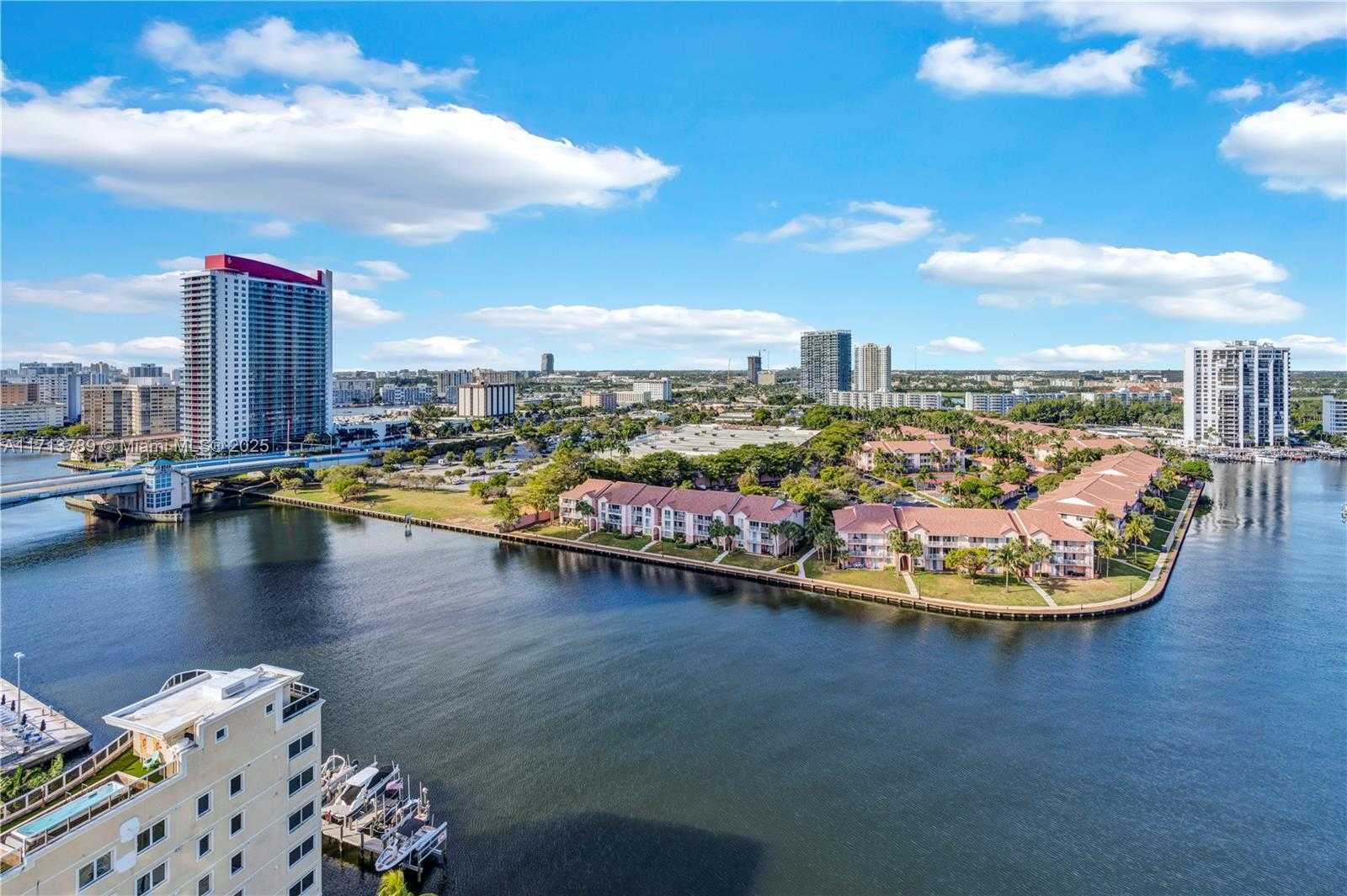 Small Image of 3800 SOUTH OCEAN DR #1806, Hollywood Number 3