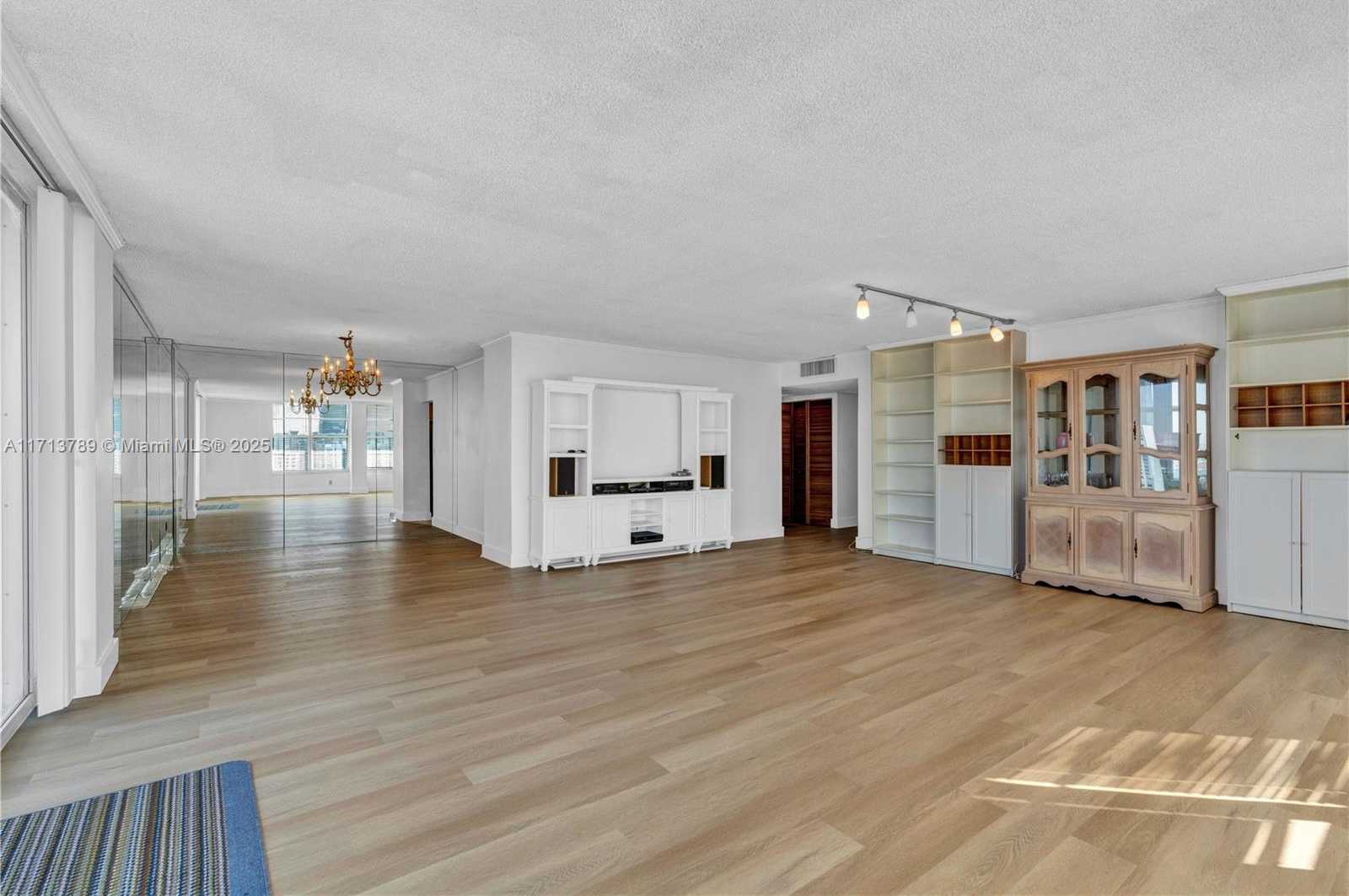Small Image of 3800 SOUTH OCEAN DR #1806, Hollywood Number 5