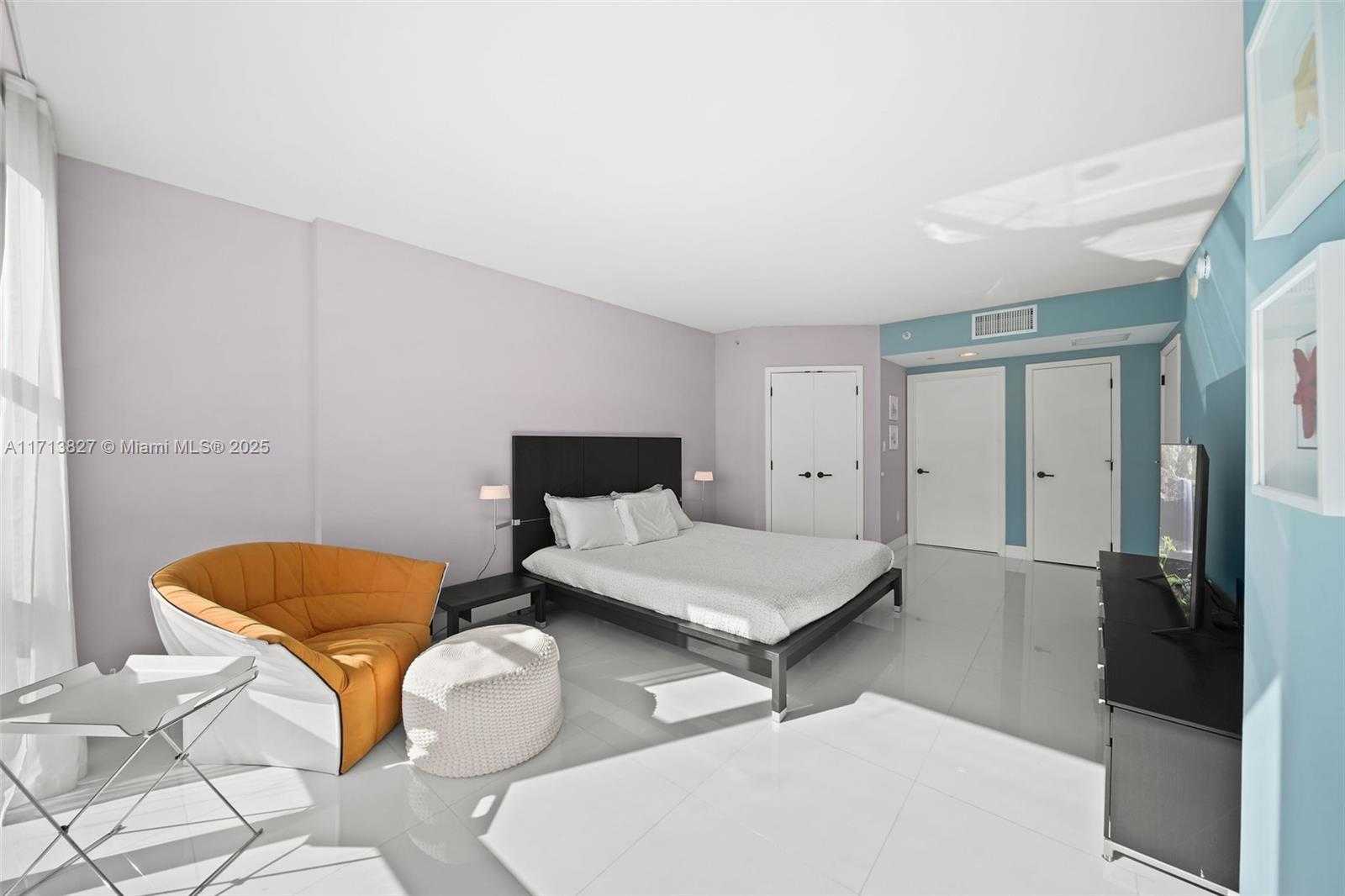 Small Image of 6801 COLLINS AVE #1214, Miami Beach Number 13