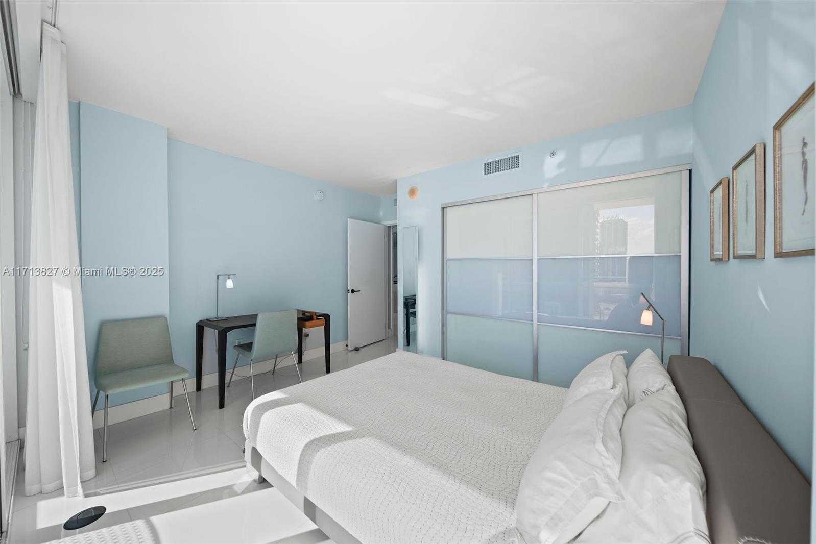 Small Image of 6801 COLLINS AVE #1214, Miami Beach Number 19