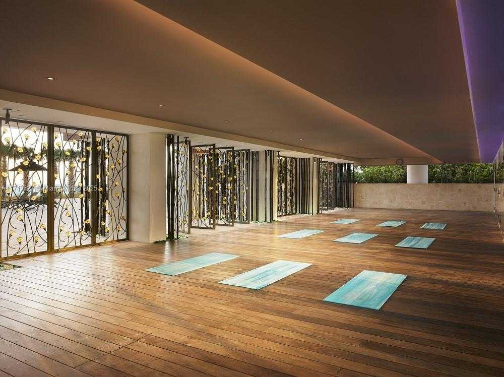 Small Image of 6801 COLLINS AVE #1214, Miami Beach Number 30