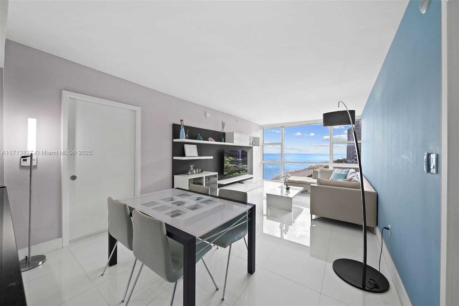 Small Image of 6801 COLLINS AVE #1214, Miami Beach Number 4