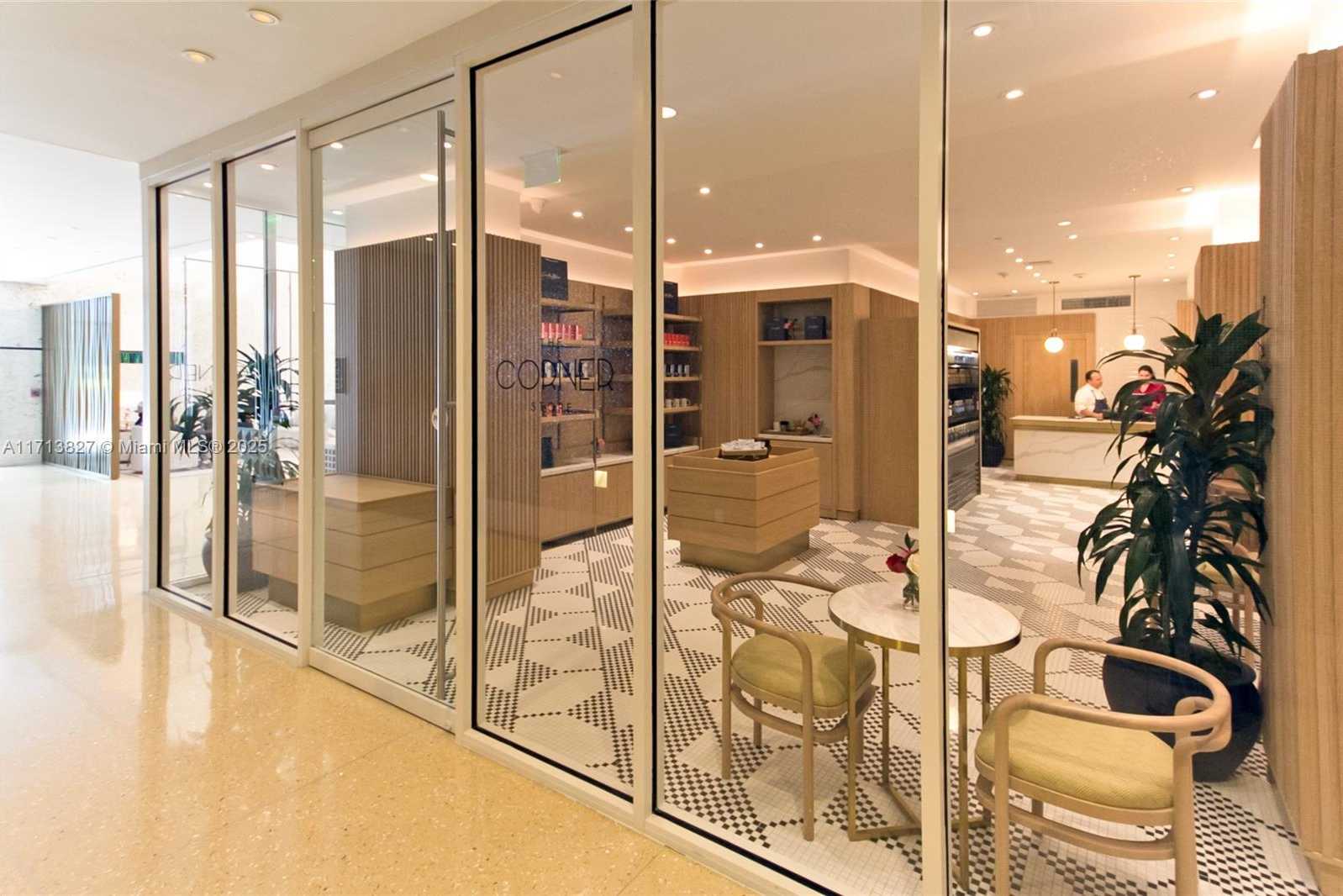 Small Image of 6801 COLLINS AVE #1214, Miami Beach Number 42