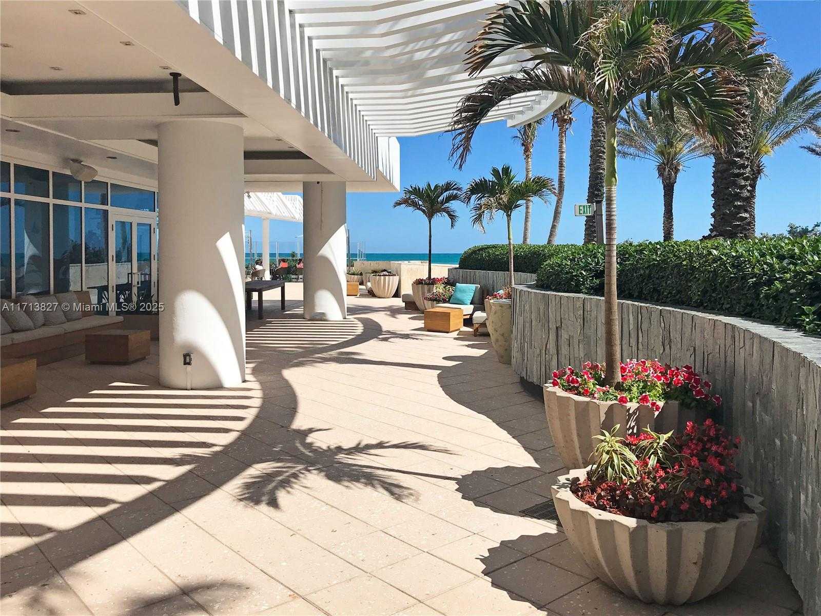 Small Image of 6801 COLLINS AVE #1214, Miami Beach Number 50
