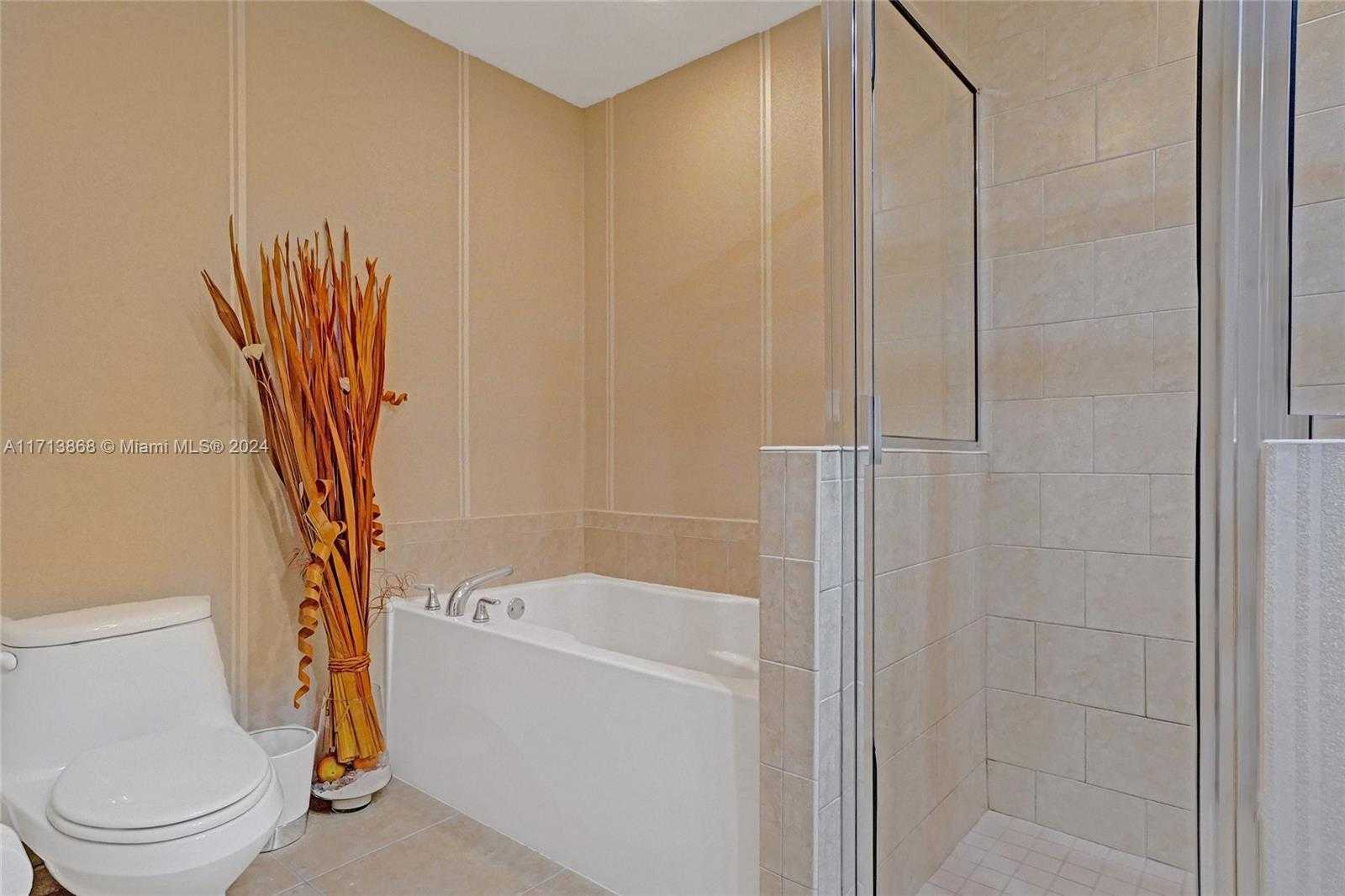 Small Image of 3001 NORTH EAST 185TH ST #328, Aventura Number 29