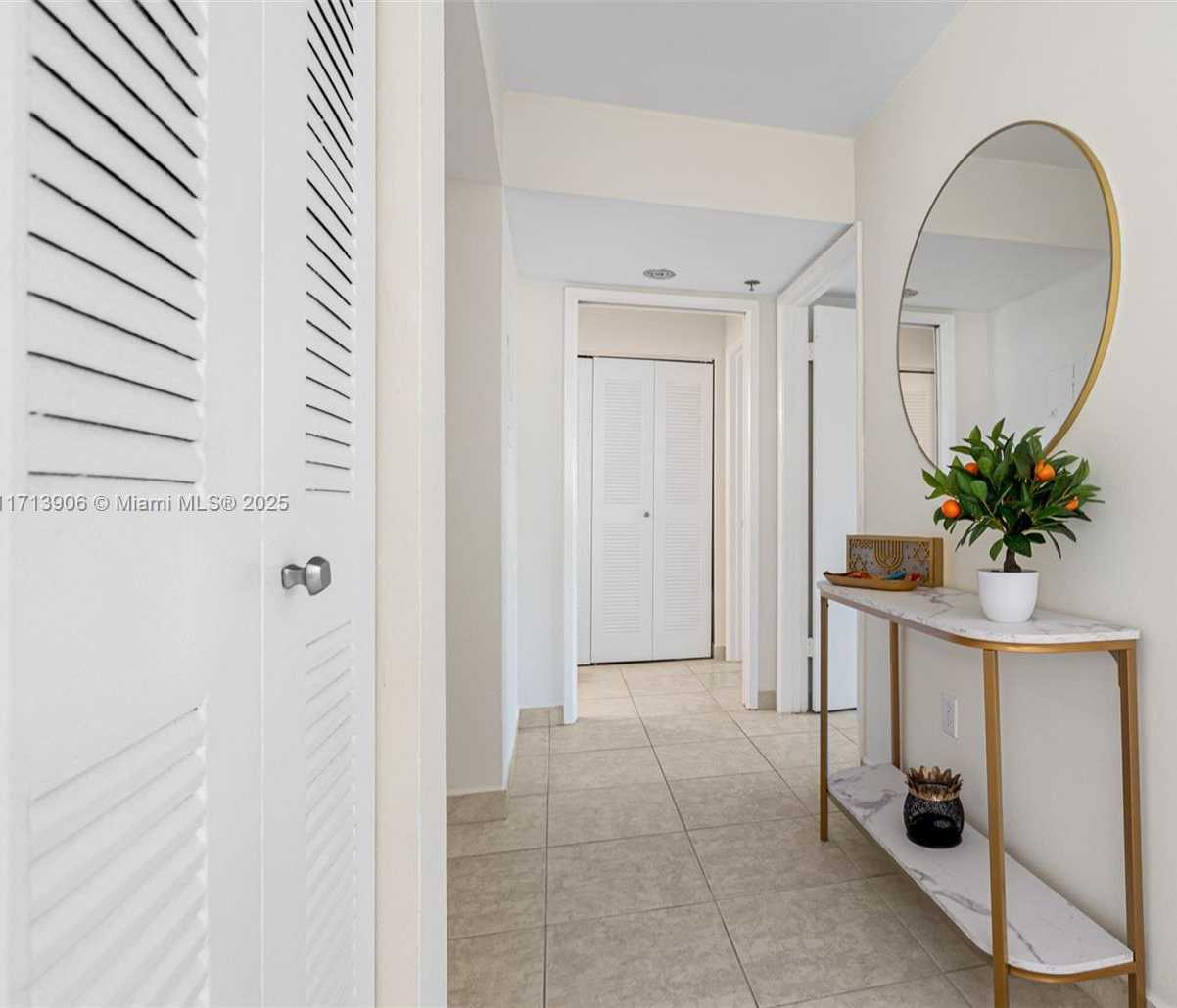 Small Image of 19801 EAST COUNTRY CLUB DR #4508, Aventura Number 22