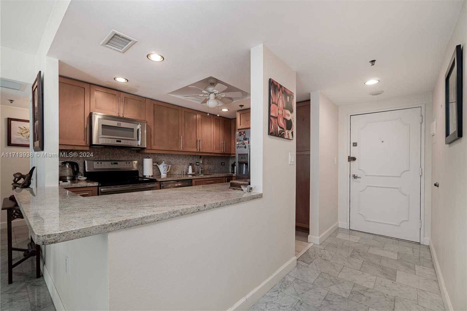 Small Image of 20515 EAST COUNTRY CLUB DR #1048, Aventura Number 15