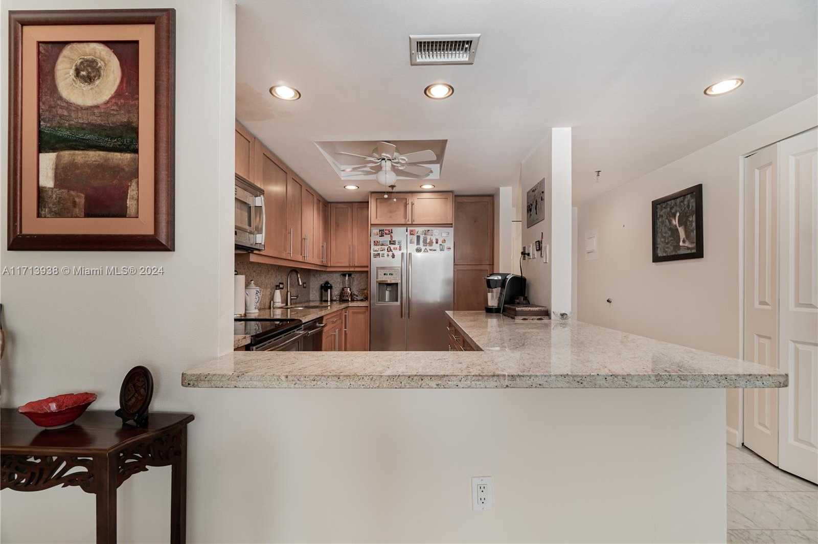 Small Image of 20515 EAST COUNTRY CLUB DR #1048, Aventura Number 16