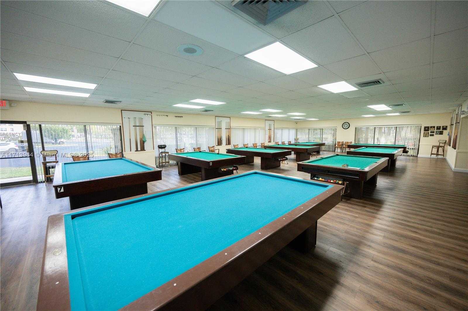 Small Image of 8861 SUNRISE LAKES BLVD #301, Sunrise Number 33