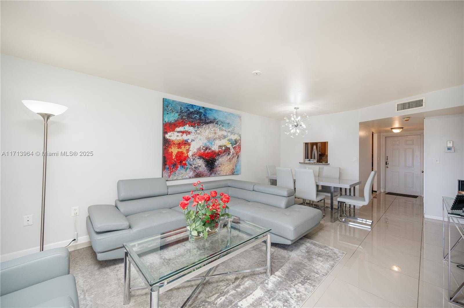 Small Image of 8861 SUNRISE LAKES BLVD #301, Sunrise Number 4